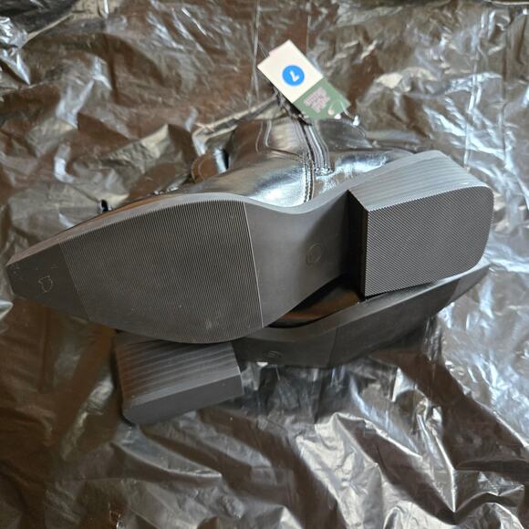 Target Wild Fable Giovanna Western Pointed Toe Chelsea Ankle Boot NWT 7 Black - Picture 4 of 5